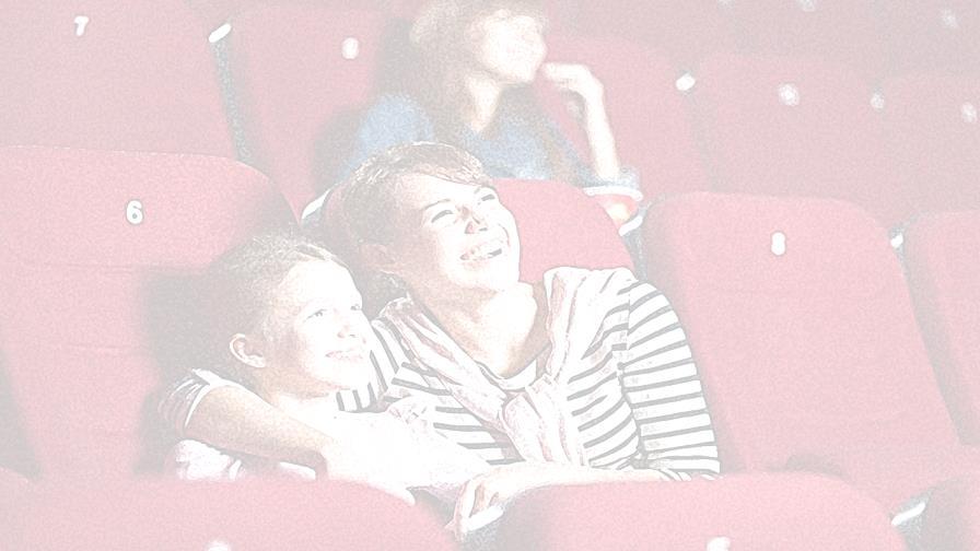 Perché recarsi al cinema: vedere un film di proprio interesse ma è anche n occasione per trascorrere una serata fuori casa in relax con gli amici
