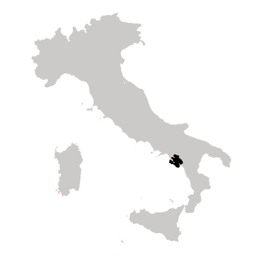 territorio è molto eterogeneo dal punto di vista ambientale rappresentato da zone costiere, interne, vallive e montuose (fig. 1). La vetta più alta è rappresentata dal Monte Cervati (1898 m).