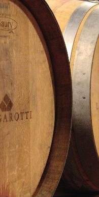 sweet white wine Trebbiano Grechetto appassite su graticci dried on trellises Fermentazione lenta in