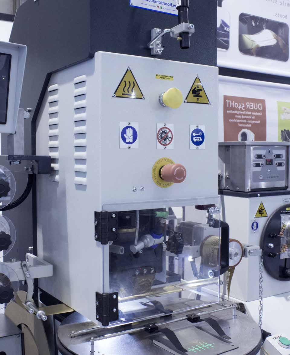 SISTEMI DI PUNTAMENTO A LED Flessibili, efficienti e versatili. C.C.E.A. produce sistemi di puntamento LED ad uso industriale.