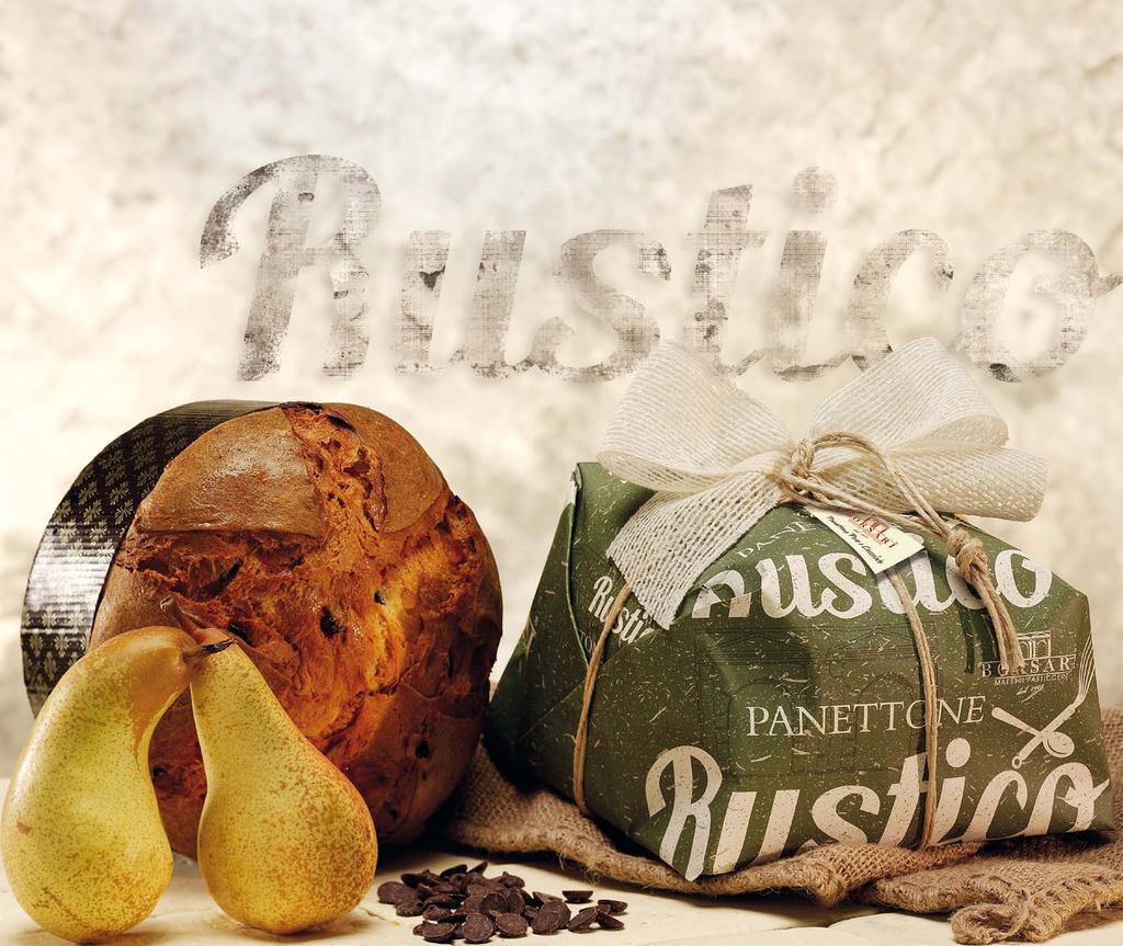 PANETTONE PERE E CIOCCOLATO CON CUBETTI DI PERA SEMICANDITA E GOCCE DI CIOCCOLATO - BASSO INCARTO RUSTICO PANETTONE PEARS AND CHOCOLATE CHIPS - LOW BAKED - COUNTRY STYLE Codice - Prod. code 1003.