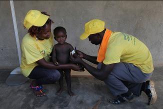 raggiunte da quando è iniziato il sostegno dell UNICEF Italia. Nel 2013, 100.000 bambini sono stati vaccinati e hanno beneficiato di assistenza medica di base, 180.