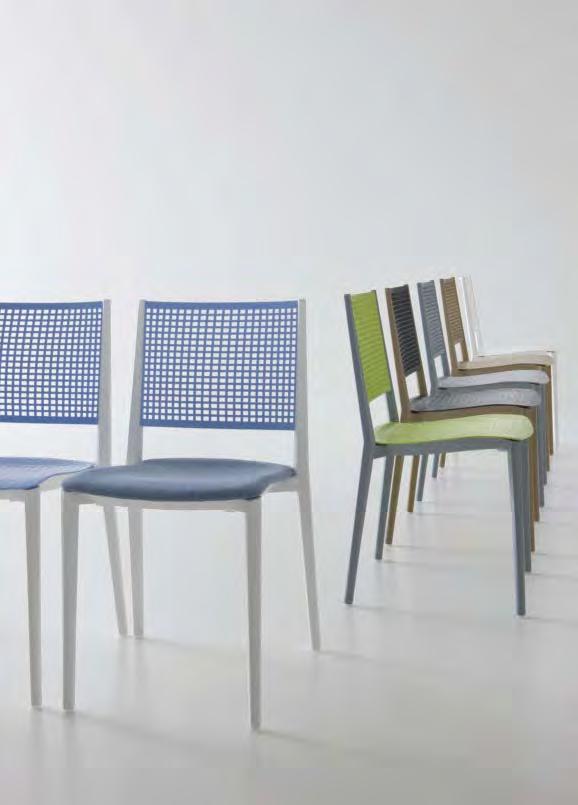 KALIPA Studio Eurolinea Design 48 48 43 56,5 66,5 82 82 KALIPA Techno polymer twinmaterial chair. Sedia stampata in tecnopolimero bi-materiale.