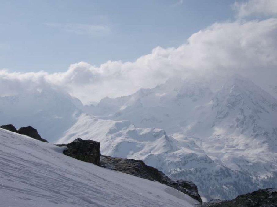 METEO VETTA L informazione nivo-meteo della rete escursionistica in tempo reale Stefano Verga, Regione Piemonte