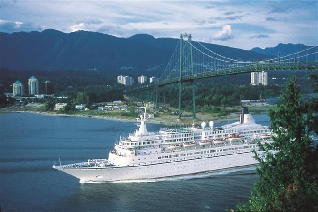 Stanley Park & Acquario Escursione Guidata e visita al Suspension Bridge - Guida con spiegazione alla Capilano Hatchery ( Incubatoio Salmoni ) visita dei parchi di West Vancouver I giganti del Light