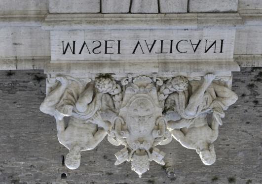 Case Study Premessa L intervento si colloca nell ambito dei lavori di restauro della Galleria del Braccio Nuovo all interno dei Musei Vaticani.