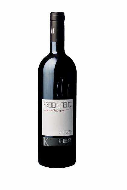 CABERNET SAUVIGNON FREIENFELD DOC 2011 90,1/100 points AWC Vienna 90/100 points 3 stars I Vini di Veronelli 2015 4 grappoli Bibenda 2015 88/100 points Falstaff /2015 90/100 points Blindtasted by