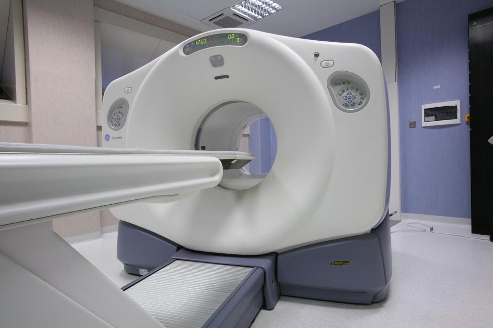 INDICE Cos è e come funziona la PET/CT per lo studio delle placche amiloidi?...3 È un esame doloroso o pericoloso?... 4 Ci sono casi in cui questo esame non può essere fatto?