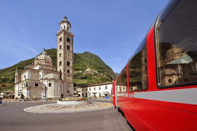 CARATTERISTICHE TECNICHE Il percorso in bici da St. Moritz a Milano è molto vario e prevede tratte in treno e in battello, con possibilità di escursioni anche a piedi.