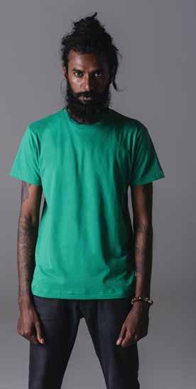1 g/m 2 MAM68 Men s Superstar T T-shirt 0% cotone pettinato super soffice con cuciture asimmetriche alla moda nelle maniche e nel fondo.