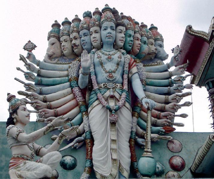 In India, la mitologia induista impregna la vita quotidiana; i numerosi