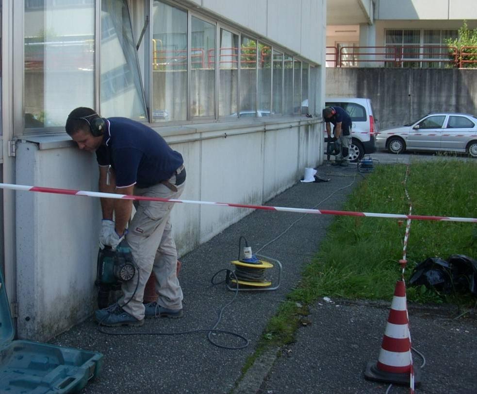 Perforazioni: Sono state eseguite mediante trapani manuali.