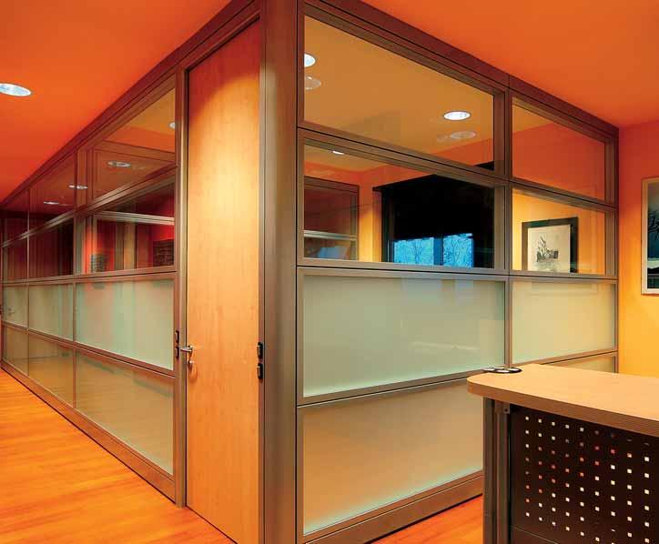 28 vetrate glass Choice Frames have different configurations and glass can be supplied with various features such as normal, tempered or stratified.