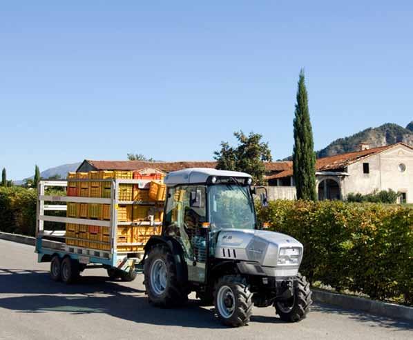 Il nuovo regolamento per le macchine agricole ammette la frenatura ad inerzia per I rimorchi con massa fino a 8 ton e velocità fino a