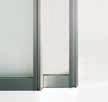 Close, porte scorrevoli Close, sliding doors Close è un sistema di ante scorrevoli su binario, progettato appositamente per chiudere i vani delle cabine armadio Poliform.