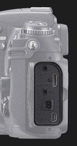 Se per la fotocamera si utilizza la batteria ricaricabile Li-ion EN-EL3e e, per il Multi-Power Battery Pack MB-D10, la batteria ricaricabile Li-ion EN-EL4a e il coperchio vano batteria BL3.