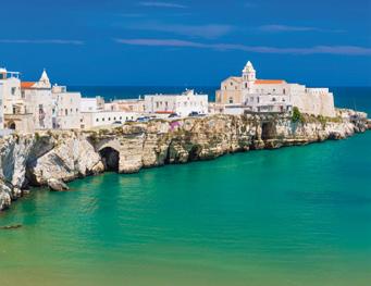 TOUR GARGANO E ISOLE TREMITI San Giovanni Rotondo Vieste Foresta Umbra Isole Tremiti Agosto 9 1 GIORNO: SEDE - SAN GIOVANNI ROTONDO Mattina ritrovo dei partecipanti, sistemazione in pullman e