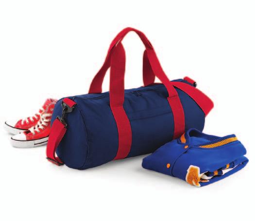 Piccola tasca laterale con zip. Etichetta strappabile. Dimensioni (bxhxp): 0xx cm. Capacità: Litri. DCA desert comouflage JCA jungle comouflage BG140 NEW Varsity Barrel Bag 600D poliestere.