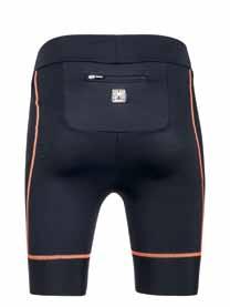 Ottimi come pantaloncini da allenamento ma perfetti in ogni occasione, i calzoncini RUN sono realizzati in Lycra con bande in rete elastica leggerissima.