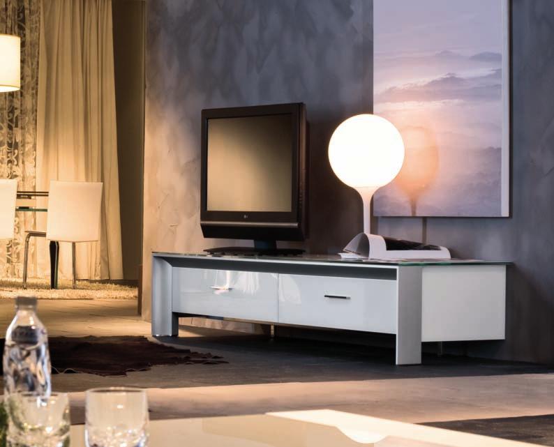 Porta TV_Art. 6205 32 V101 Porta TV con 2 cassetti; telaio in metallo cromato; profilo anteriore in alluminio anodizzato; vetri extra white temperati verniciati bianchi TV-stand_Art.