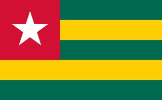 Mi chiamo Bassit. Abito a Lomé in Togo. Sono togolese.