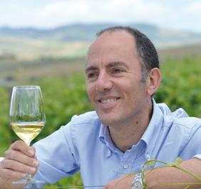 Persone annapakula Donnafugata nasce in Sicilia dall iniziativa di una famiglia con una grande passione per il vino di qualità.