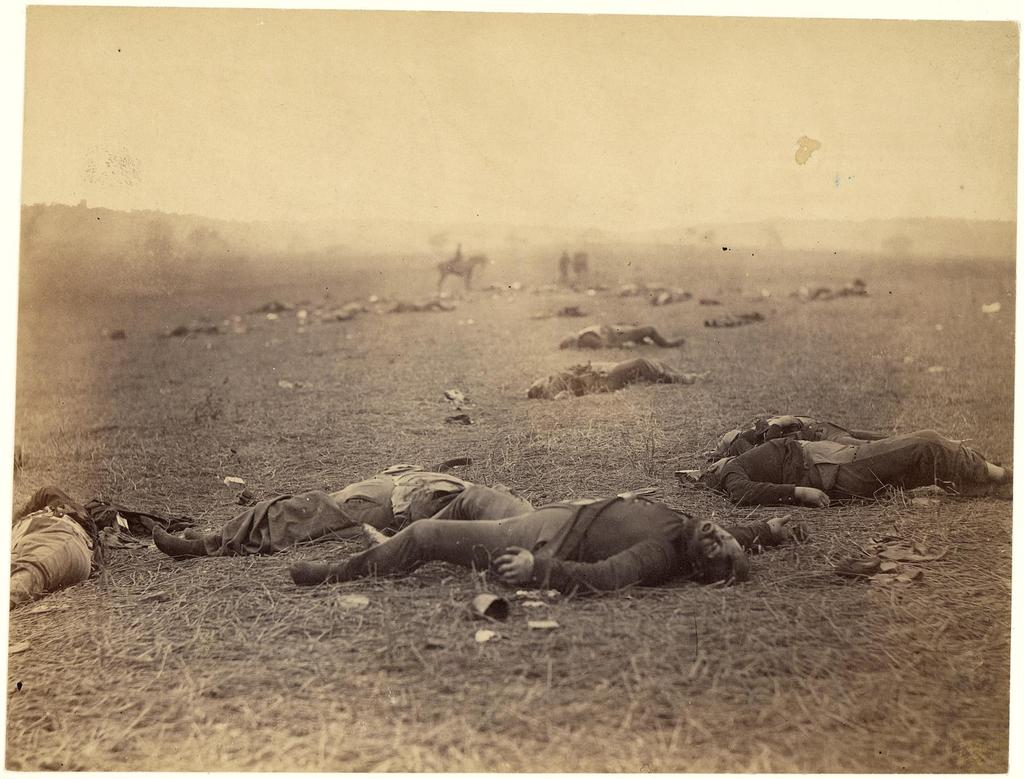 Timothy O'Sullivan, Un raccolto di morte (Vite falciate), Gettysburg,