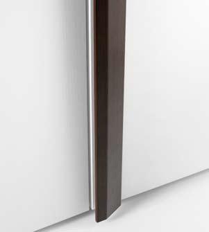 DOORS TEXTURE COMFORT DOORS QUINTA HANDLE COVERED IN DARK BROWN LEATHER LETTO MONZA E