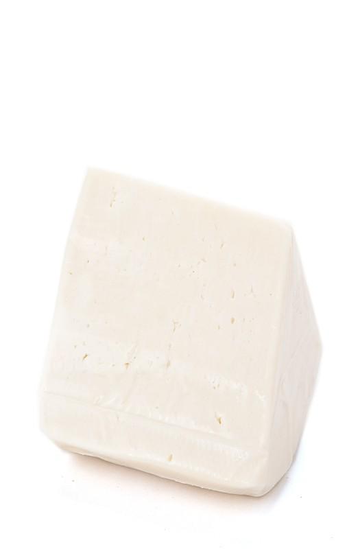 Questo formaggio è ideale consumato arrosto.nella cottura la sua pasta ancora in-matura si scioglie senza la perdita di grasso mantenendo la sua elasticità.