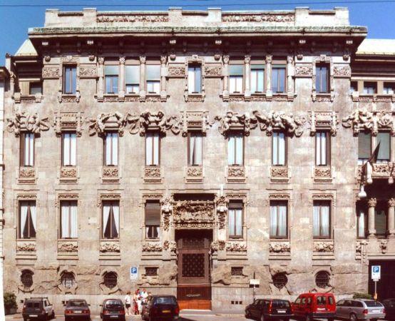 Milano, Palazzo