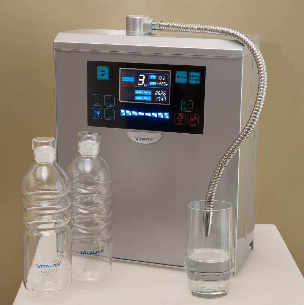 Lo ionizzatore d acqua alcalina ionizzata è un elettrodomestico collegato al vostro impianto di casa, che trasforma la normale acqua di rubinetto in un acqua depurata, rivitalizzata e ricca di