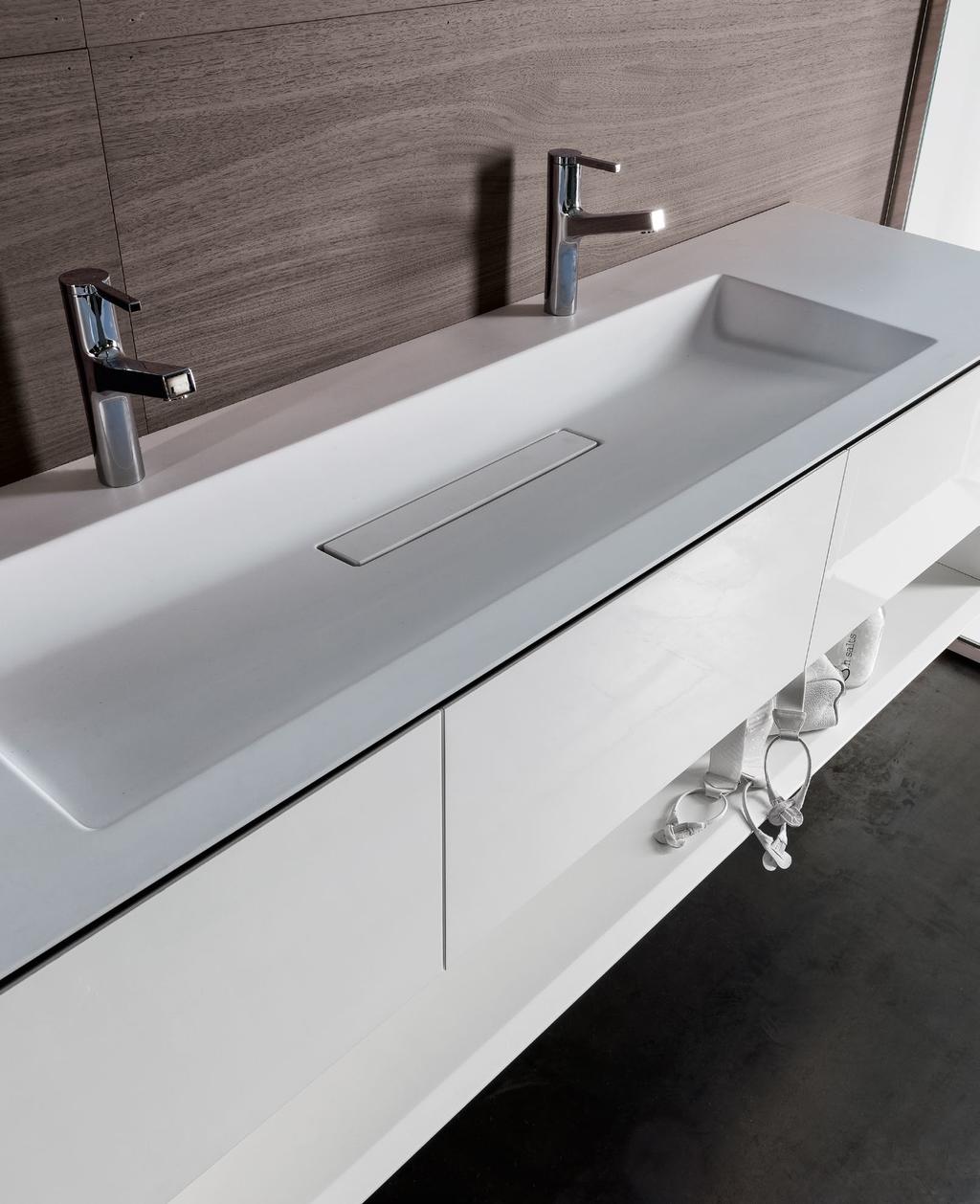 / Furniture with built-in basin mod. LARGE, furniture with drawers and open compartment, grooved handle. Picture: top with built-in central basin in biobased Cristalplant mod.