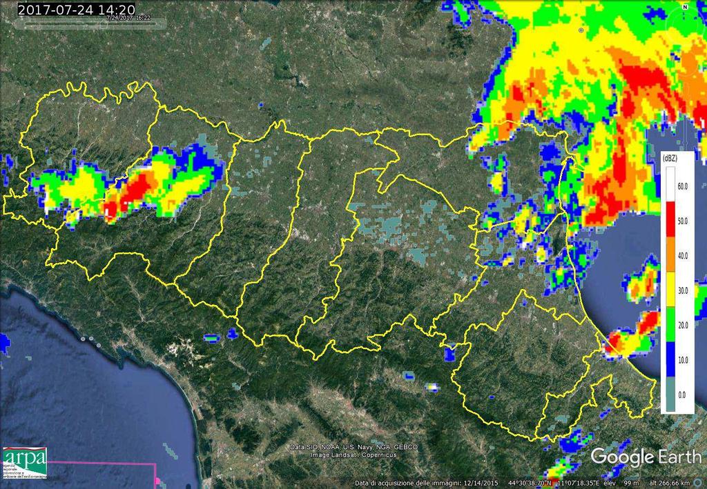 basso a sinistra) e alle 15:20 UTC (in basso a destra).