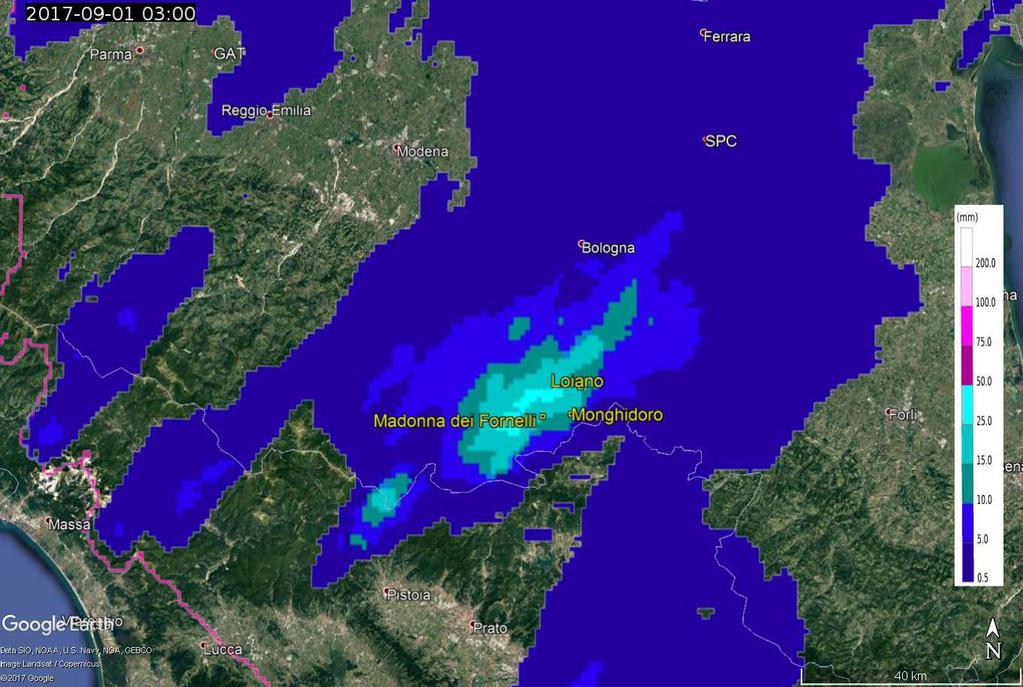 San Pietro Capofiume, in alto), alle 4 UTC (radar di Gattatico, in