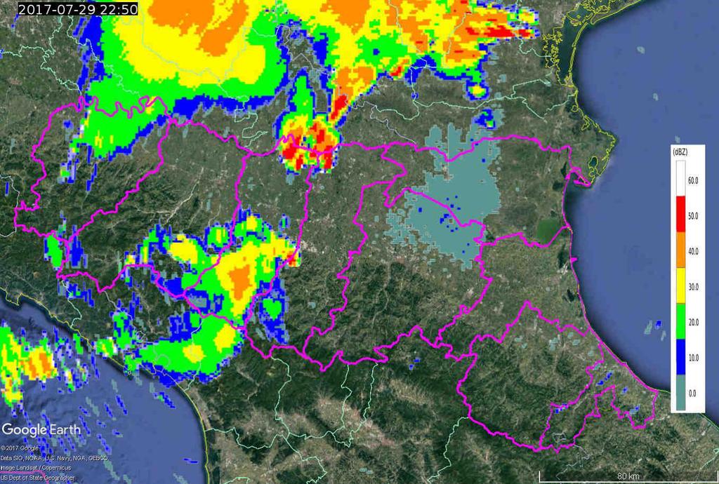 Alle 22:15 UTC un sistema, associato a deboli precipitazioni, fa il suo ingresso da sud sull Appennino centro-occidentale e si esaurisce sul modenese nelle prime ore del 30 luglio.