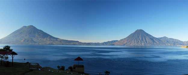 5 Giorno, Venerdì 17 Febbraio San Cristobal / La Mesilla (175 km) / Lago Atitlan (270 km) Prima colazione in hotel. In mattinata partenza per La Mesilla, alla frontiera con il Guatemala.