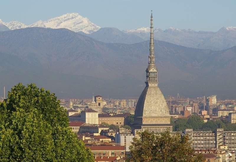 L IMPORTANZA DELLA PROGETTAZIONE PARTECIPATA DEL PAESAGGIO Marco Devecchi Dipartimento di Scienze agrarie, Forestali e Alimentari - Università degli Studi di Torino Coordinatore per l Università di