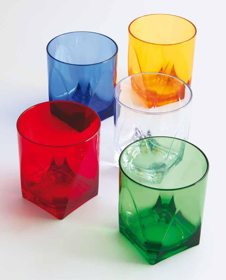 .. LBA99881 articolo item: bicchieri glasses materiali materials: acrilico acrylic colori colours: rubino red LBA99870 (cocktail) Ø cm 9 x 15 h Ø 3,54" x 5,90" h LBA99871 (tumbler) Ø cm 8,8 x 9,5 h Ø