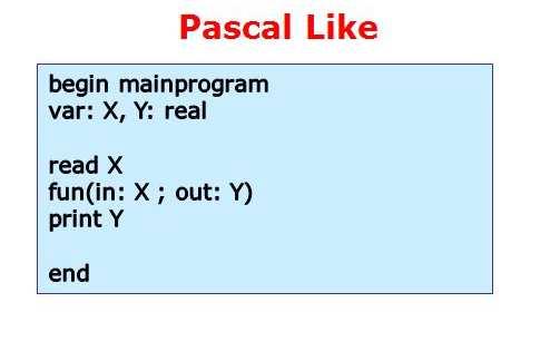 Sottoprogrammi FUNCTION Procedura Fortran invocata direttamente attraverso il nome Alternativa alle subroutine Restituisce un valore attraverso il nome Utile per