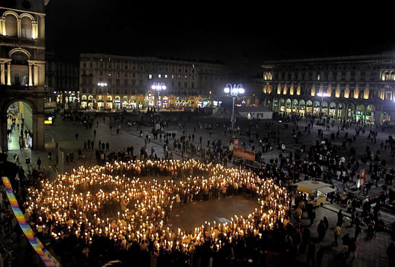 Quando partecipo ad una commemorazione, ad una manifestazione politica, o a una qualsiasi altra