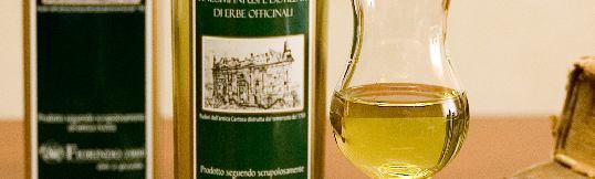 È un sublime liquore ottenuto dalla lavorazione di finissimi infusi e distillati di erbe