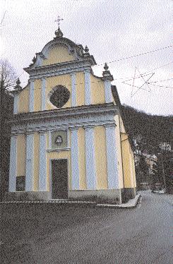 Fig. 2 Roccatagliata, chiesa di San Lorenzo: prospetto principale (foto R. Palmisani).