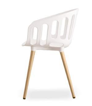 Chair with 4 beech legs, technopolymer seat.