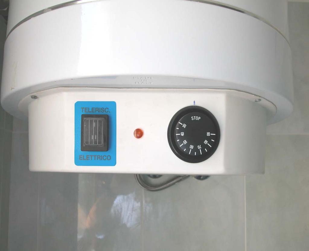 Bollitore acqua calda sanitaria TERMOSTATO BOLLITORE apre / chiude l elettrovalvola della centralina autonoma (