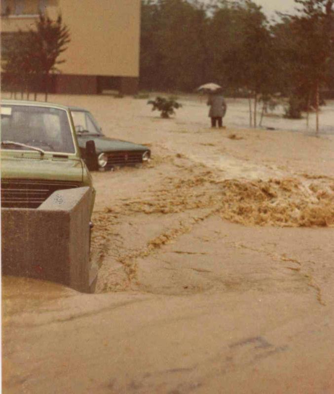 seguito di una estesa inondazione dell abitato (1983), evento che poi si