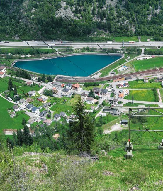 Il bacino Il bacino di Rodi L impianto del Piottino fa capo ad un bacino imbrifero di 275 km 2 che include le acque del fiume Ticino e quelle dei torrenti Foch, Piumogna e
