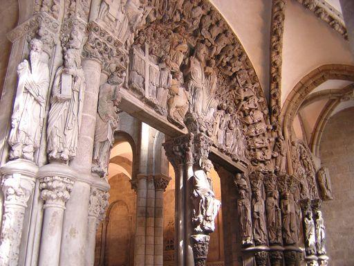 Ciudad de la Cultura de Galicia: al termine di questa straordinaria cittadella architettonica eretta tra il 1999 e il 2003, Santiago non era più soltanto un simbolo dell architettura religiosa