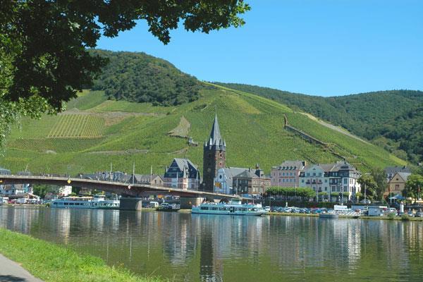 BICI E BARCA IN GERMANIA SEGUENDO LA MOSELLA E LA SAAR Da Coblenza a Saarburg o da Saarburg a Coblenza a bordo della MS Patria (ca.