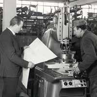 LA STA STOIA Le origini di C.D.. Pompe e Motori risalgono al periodo antecedente la Seconda Guerra Mondiale.