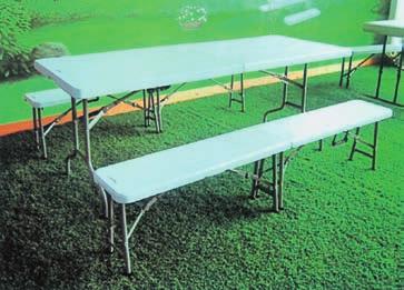149,00 SET BIRRERIA in HDPE struttura in acciaio verniciato, piano tavolo e panche in HDPE (polietilene